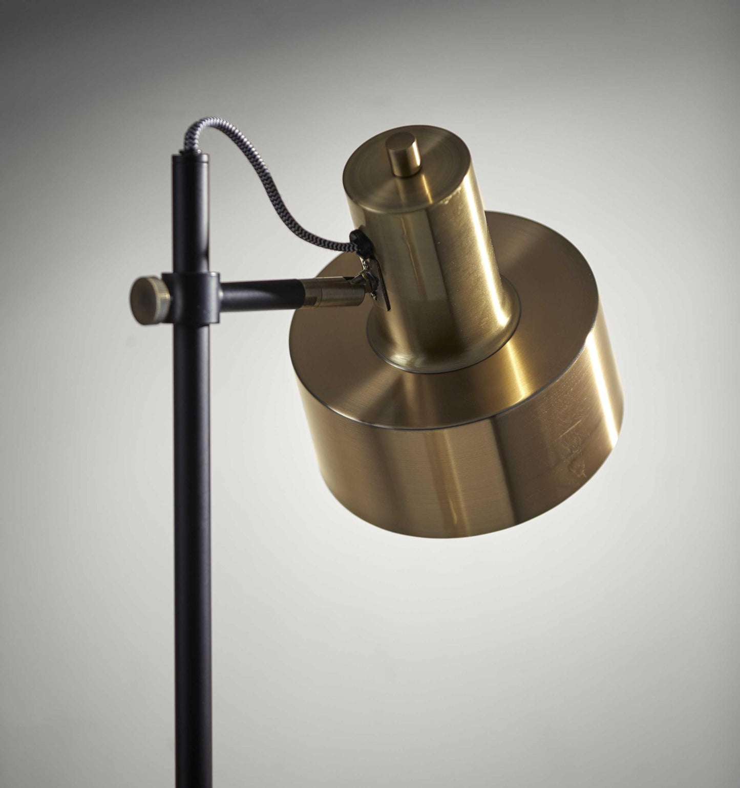 8" X 14" X 22.5" Brass Metal Desk Lamp