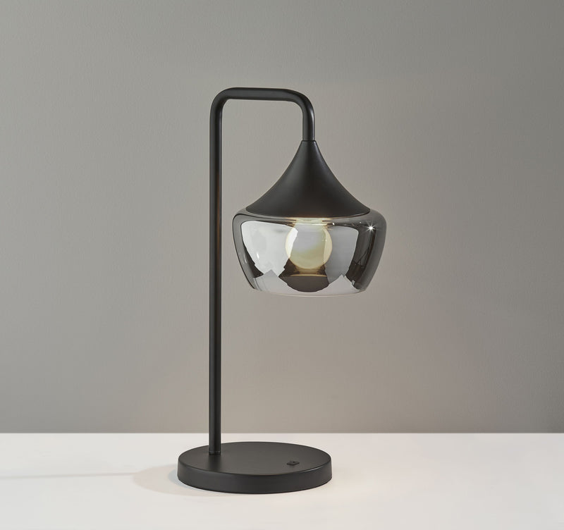 8" X 11.5" X 20.25" Black Metal Table Lamp