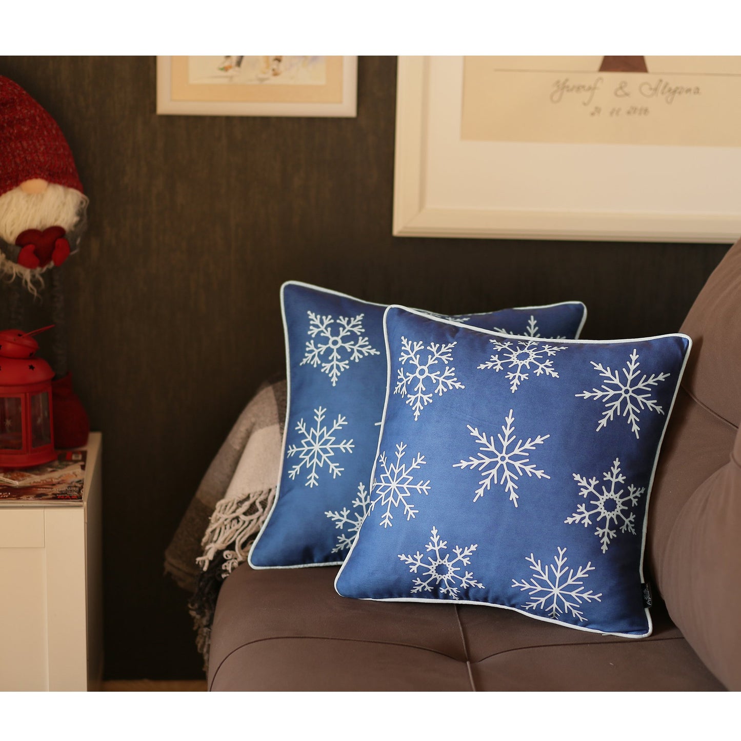 Set of 2 18" Christmas Snowflakes Throw Pillow Cover in Blue