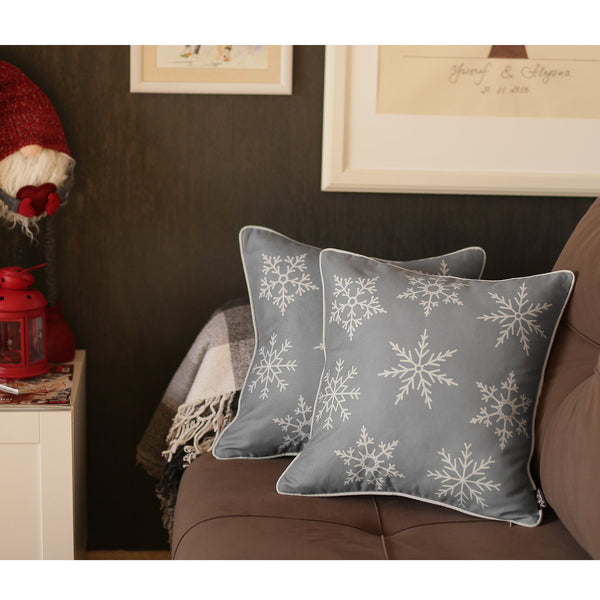 Set of 2 18" Christmas Snowflakes Throw Pillow Cover in Grey